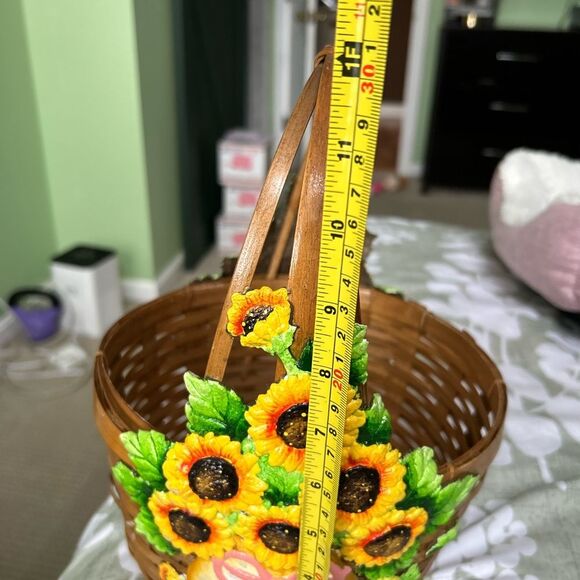 Vintage Hand Painted Woven Sunflower Basket Home Decor Floral Art Cottagecore - Picture 9 of 10